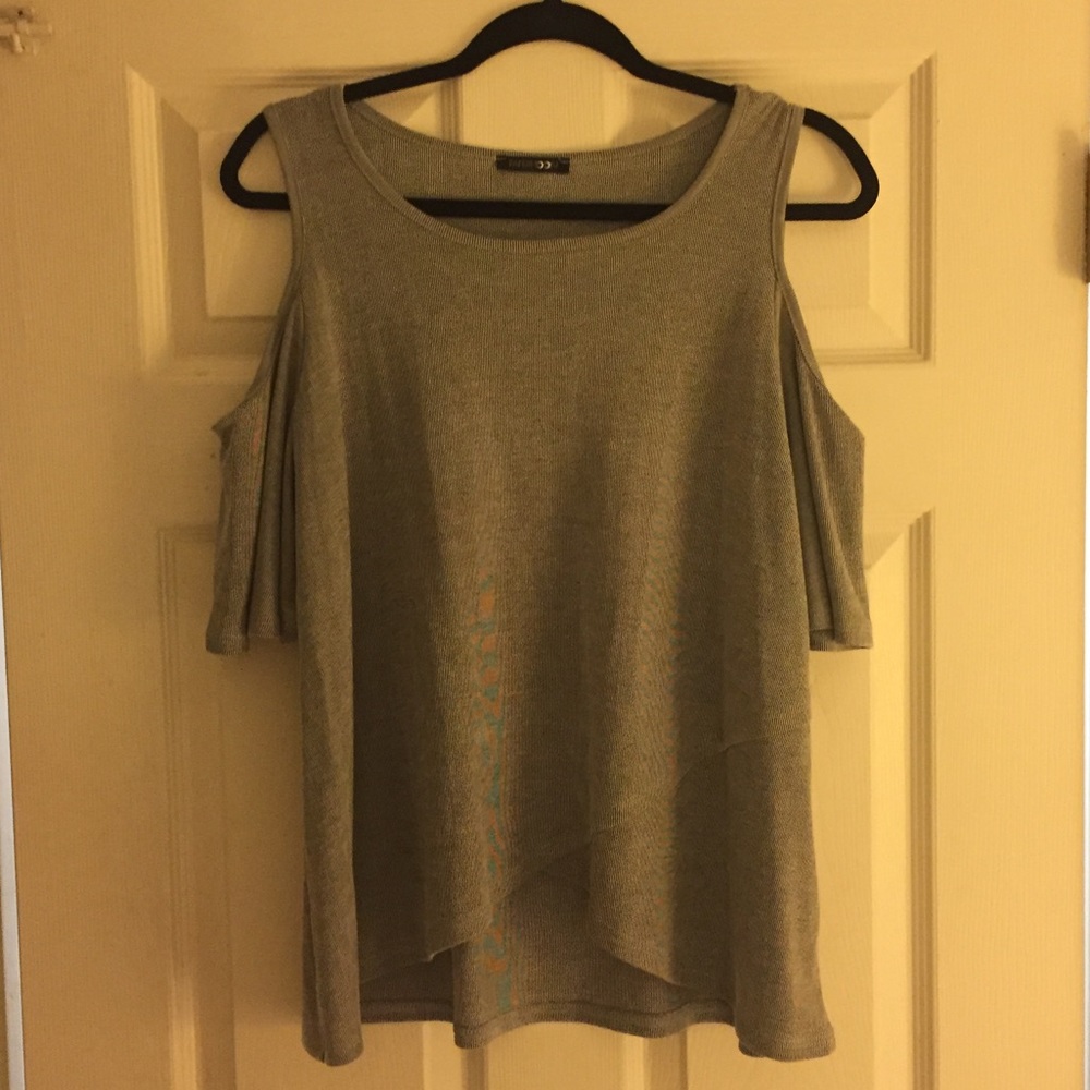 Women's Cold Shoulder Top - Medium